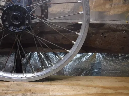 1988 Suzuki Rm125 Front Wheel Hub Spokes Rim Complete