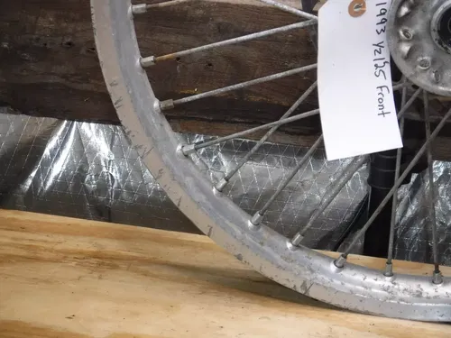 Yz125 Front Wheel Hub Spokes Rim Complete 1993