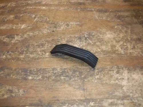 1990 KDX200 (A) Gas Tank Damper Rubber Frame Fitting