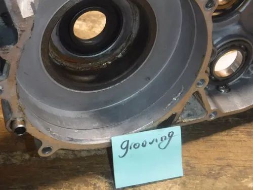 1995 Kx250 Crankcase Right Side Engine DAMAGED NEEDS REPAIR