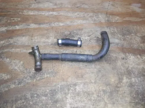 2004 2005 (M2) Kx250f Kx 250f Radiator Hose Elbow Joint OEM 39062-0076 Pipe 04