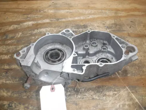 1997-1998 Yz250 (M1) Yamaha DAMAGED Left Side Crankcase Case Stator Side Engine