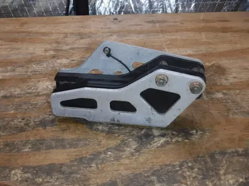 2001 Yz250f Rear Chain Guide Guard Swingarm Arm Slider