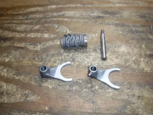 2005 RMZ450 Transmission Shift Fork Drum Rods Selector