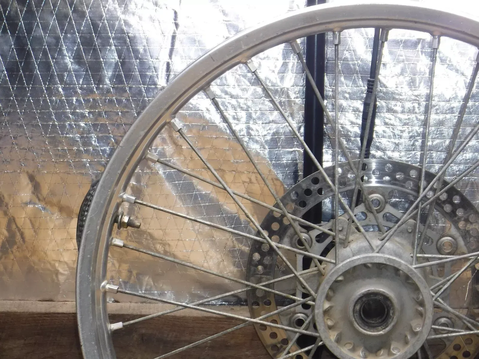 Yz450f Front Wheel Hub Spokes Rim Complete 2004