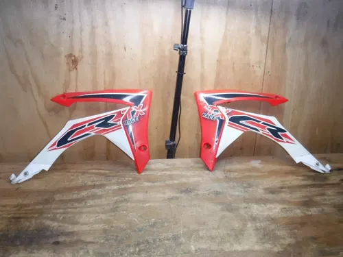 2013 CRfF450r (M18) Left Right Shroud Shrouds Red White Body Plastic