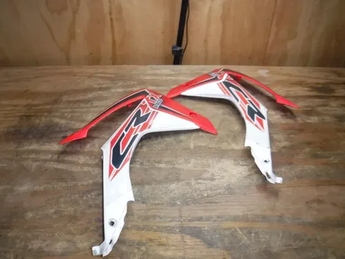 2013 CRfF450r (M18) Left Right Shroud Shrouds Red White Body Plastic