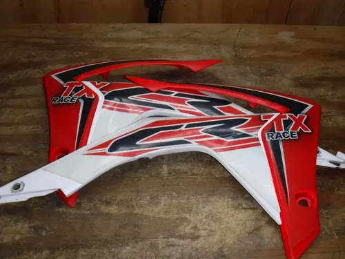 2013 CRfF450r (M18) Left Right Shroud Shrouds Red White Body Plastic