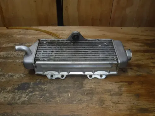 2001 Yz426f (B) Yamaha Right Side Rad Radiator Fins Honeycomb Coolant Water Pres
