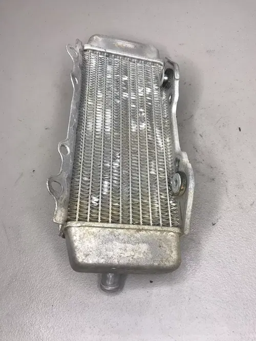 Rmz250 Right Side Rad Radiator Coolant Water Pump 2004 *