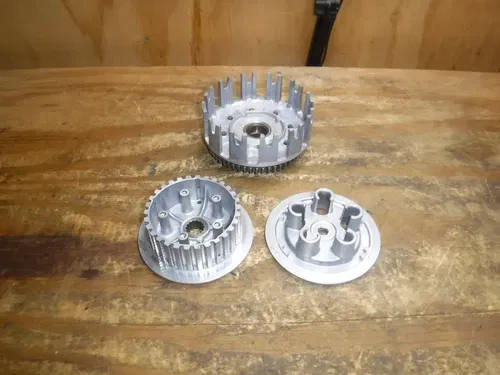 2011 Yz250F Clutch Basket Inner Hub Pressure Plate Outer Plate