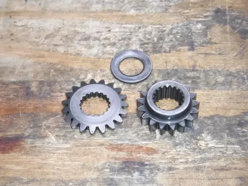1988 Rm125 Crankshaft Primary Drive Gear Crank Shaft