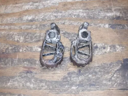 1993 Kx125 Foot Rests Pegs Frame Fittings Boot Pedal
