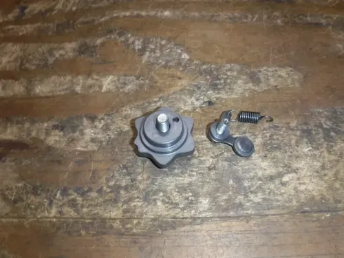 2003 Kx100 (A) Gear Shift Shifter Linkage Pawls Paw Plate Selector