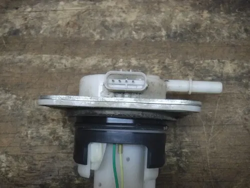 2022 CRF450R Fuel Pump OEM Filter 16700-MKE-AF3 2021 - 2025 CRF250R 2022 - 2024