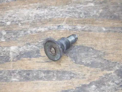 1989 Rm125 Rear Brake Mounting Bolt Frame Fitting