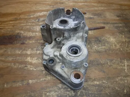 2000 Rm250 Left Side Crankcase Crank Case Stator Side 1996 1997 1998 1999 2000
