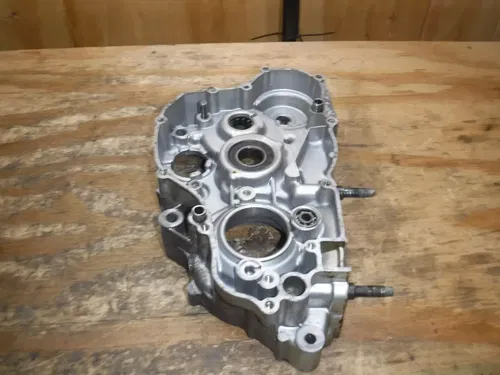 1989 Yz250 Yamaha Right Side Crankcase Crank Case Kicker Side