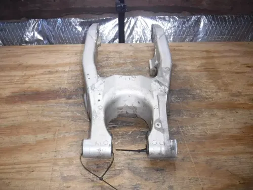 2001 Yz426f (A) Swing Arm Swingarm Suspension Rear Arm