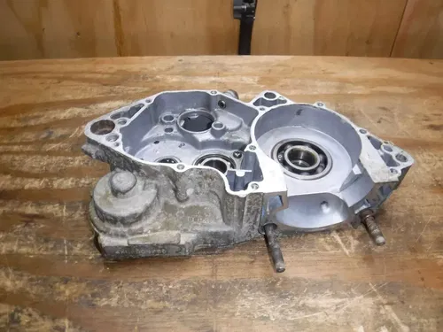 1997 Yz250 Crankcase Right Side Engine 1997 1998 Yz 250