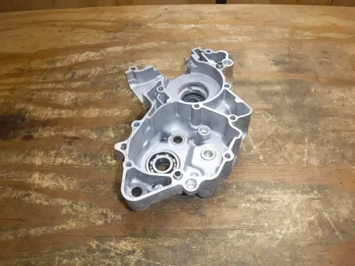 1993 Yz80 (A) Left Side Crankcase Crank Case Stator Side 1993 1994 1995 - 2001