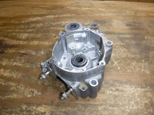 1993 Yz80 (A) Left Side Crankcase Crank Case Stator Side 1993 1994 1995 - 2001