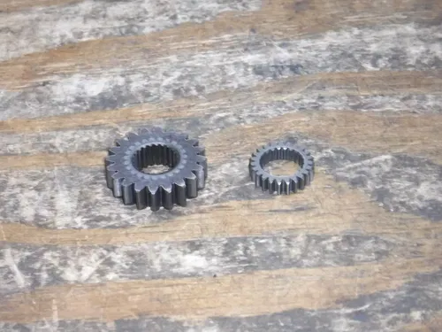 2000 Kx100 Kawasaki Crankshaft Gear Primary Crank Shaft