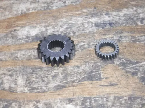 2000 Kx100 Kawasaki Crankshaft Gear Primary Crank Shaft
