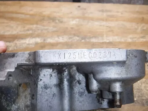 1990 Kx125 KawasakiRight Side Crank Case Crankcase Bottom End Kicker Side