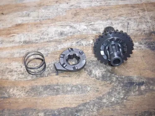 1988 Rm125 Kicker Shaft Kick Start Lever Return Gear Assembly NOT COMPLETE