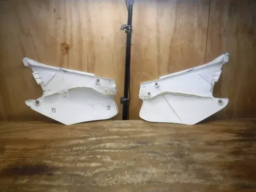 2001 Cr125 Left Right Rear Number Plate Plastics Fender Shroud 2000 2001