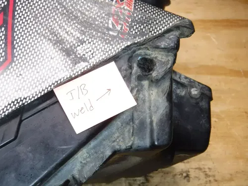 Rm125 Intake Boot Housing Plastic Box Cage Air Filter 1998 (B)