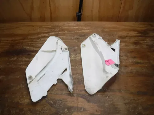 2004 Rm250 Left Right Rear Number Plate Plastics Plastic Body 2001 - 2008