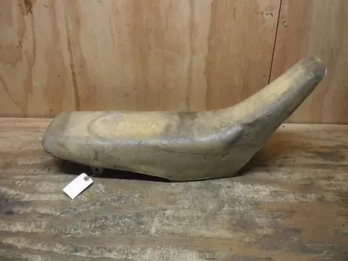 M5 1989 1990 1991 RM125 RM 125 Seat Foam Base Saddle Pan SUZUKI OEM