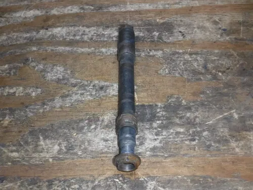 1996 Yz125 (C) Yamaha Front Axle Shaft Wheel Hub Spacers Bolt