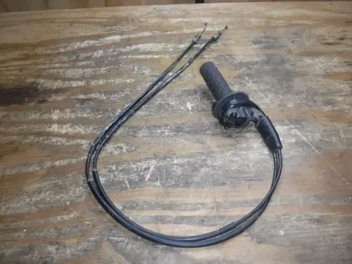 2006 Crf250x Throttle Tube Housing With Throttle Cable