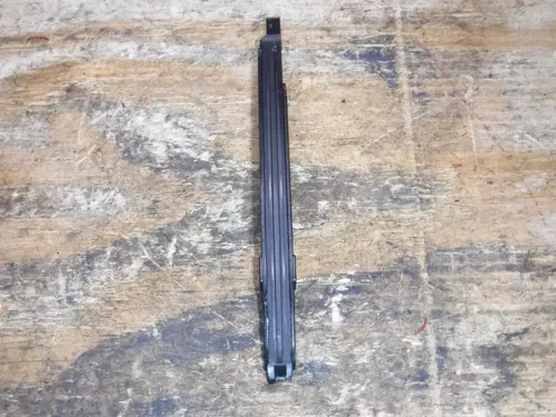 TTR125 Timing Chain Tensioner Guide Curved 2001