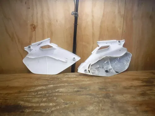 2003 (A) Yz450f Left Right Rear Number Plate Plastics Fender Shroud