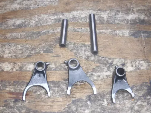 2004 RMZ250 Suzuki Transmission Forks Rods Motor Engine Parts