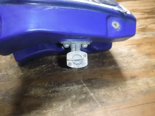 2004 TTR125 Fuel Tank Gas Petrol Cap Cell Body Blue Plastics