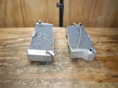 2009 Kx450f Kawasaki Radiators Rad Left Right Pressure Cap Comb Cooling