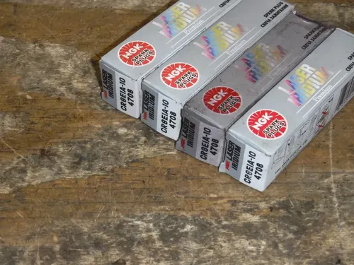M15 NGK 4708 Spark Plug | Laser Iridium Box of 4 CR8EIA-10