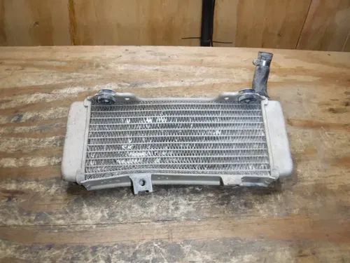 2007 CRF450r Honda Left Side Rad Radiator Fins Honeycomb Coolant Water Pressure