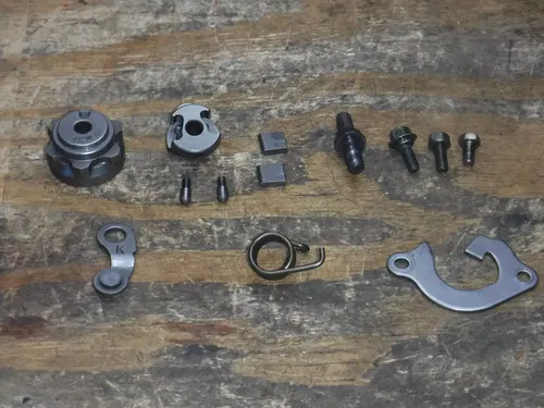 2001 Yz426f (A) Shift Linkage Rotor Cam Plate Braket Shifter Drum