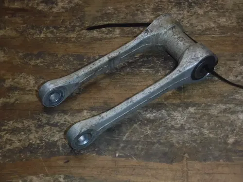 2010 CRF250r (A) Rear Shock Linkage Wish Bone Dog Spring Absorber