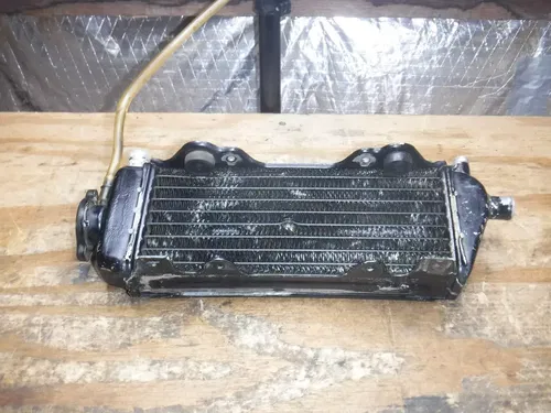 1996 Yz250 Yamaha Right Side Rad Radiator Fins Honeycomb Coolant Water Pressure