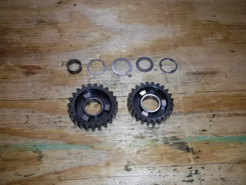 Rm125 Transmission Main Primary Shaft Gear Box Gears 1993 *