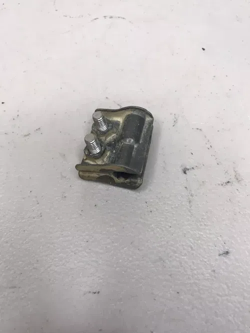Kx85 * Front Brake Guide Halves Metal Support 2011