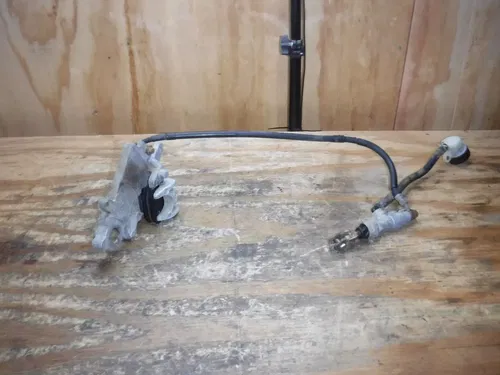 1996 Yz125 (C) Yamaha Rear Brake Assembly MasterCylinder Brake Line Pads Lever