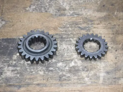 1989 Yz250 Yamaha Crankshaft Primary Drive Gear Crank Shaft